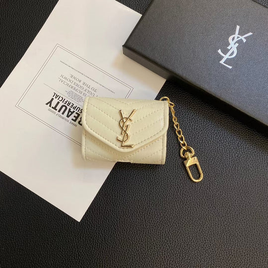 Luxury Quilted AirPods Case with Gold Chain