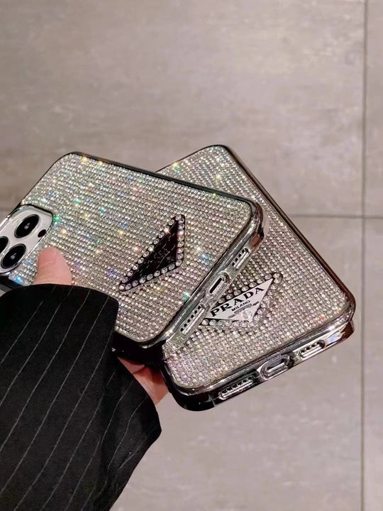 Luxury Diamond iPhone Case – Elegant Sparkling Design