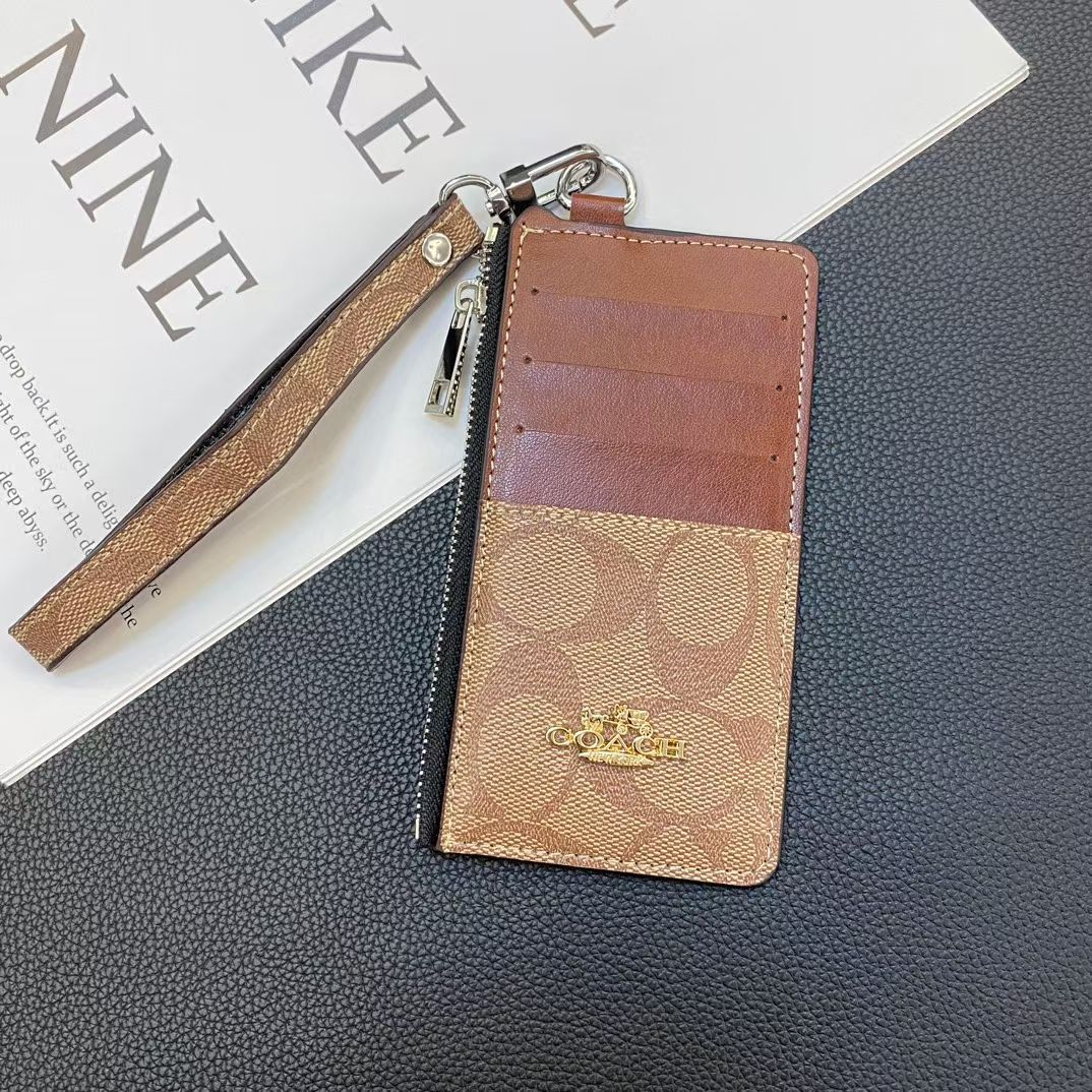 Luxury-Inspired Card Holder Wallet – Multi-Slot Zipper Style