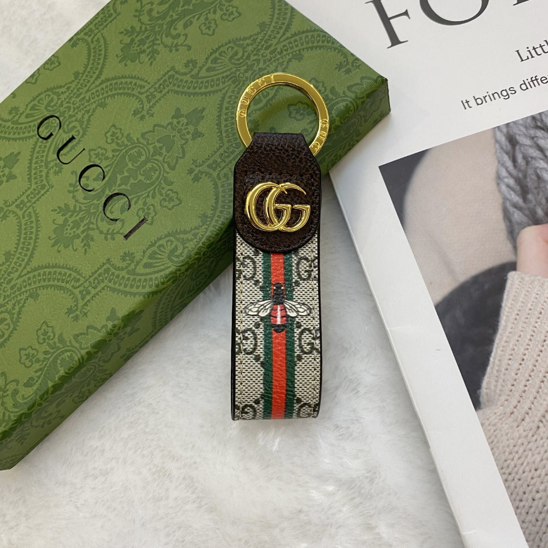 High-End Gucci Keychain with Classic Design and Signature Emblem