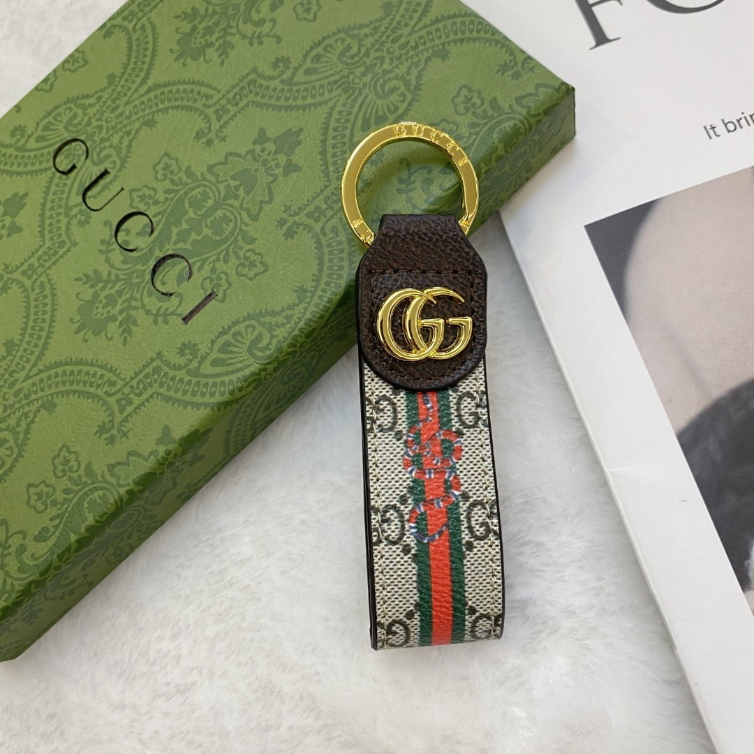 Luxury Gucci Keychain with Elegant Craftsmanship and Logo