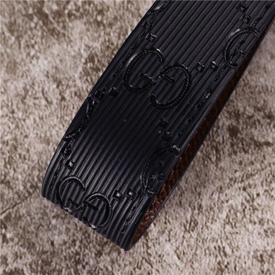 Gucci Keychain featuring the iconic logo and luxurious design, displayed against a neutral backdro