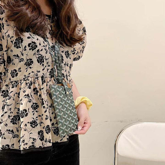 Chevron Pattern Crossbody Phone Bag product image 9 | Easy-Cases