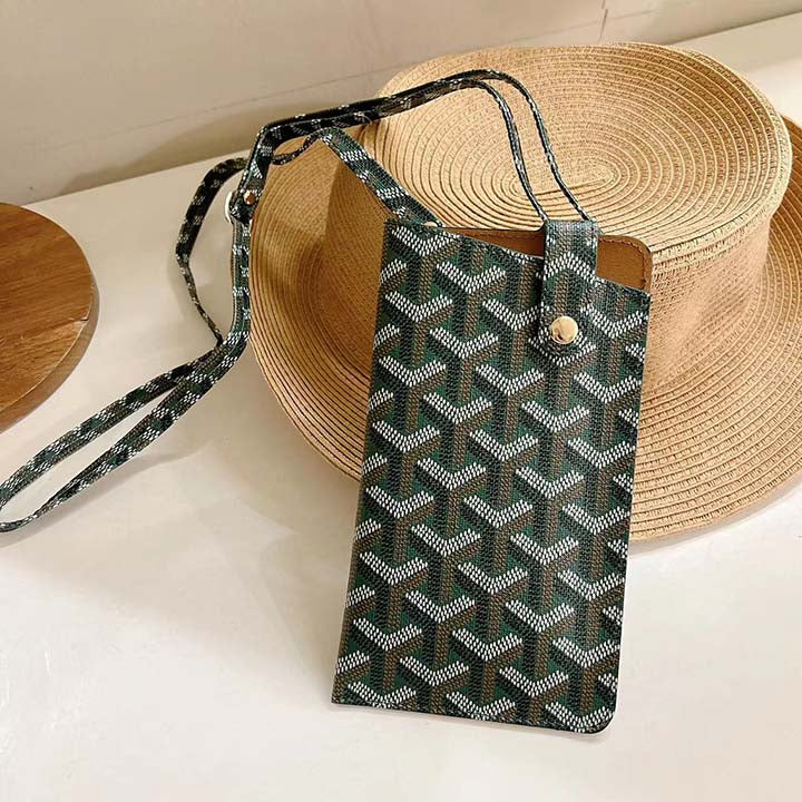Chevron Pattern Crossbody Phone Bag product image 4 | Easy-Cases