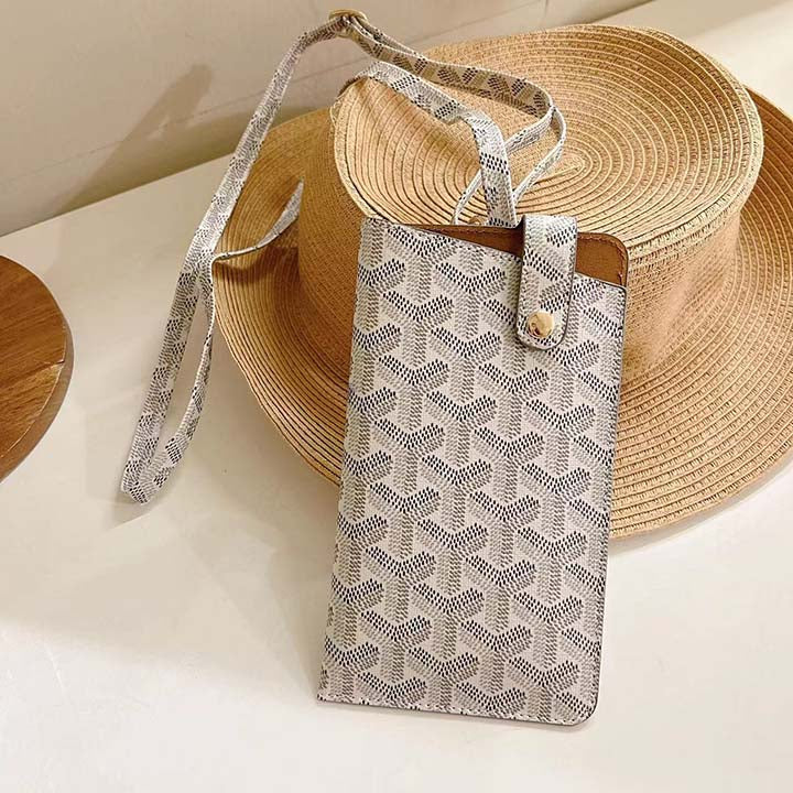 Chevron Pattern Crossbody Phone Bag product image 5 | Easy-Cases