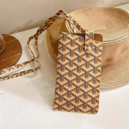 Chevron Pattern Crossbody Phone Bag product image 3 | Easy-Cases