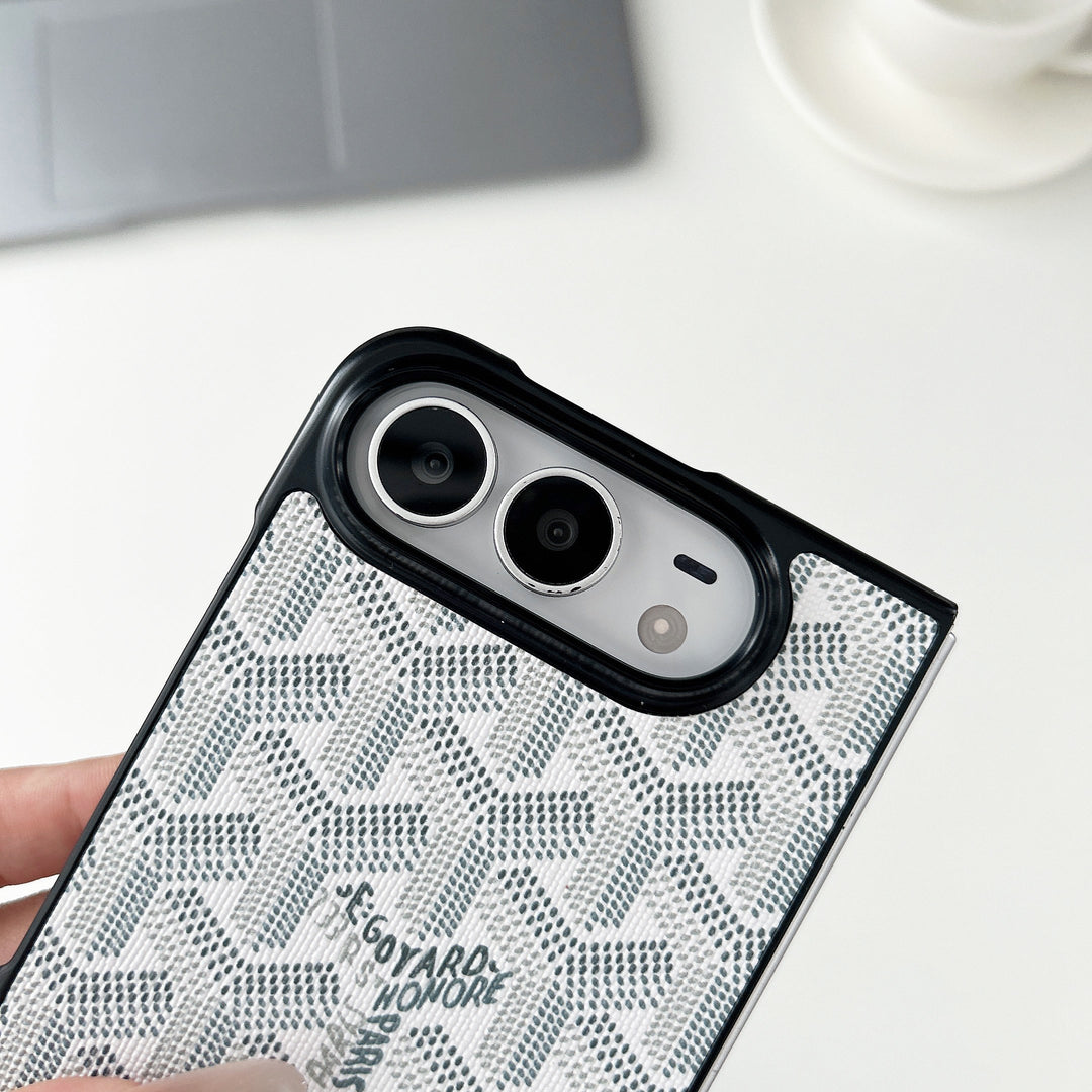 Heart Pattern iPhone Duo Case product image 14 | Easy-Cases