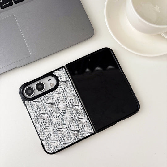 Heart Pattern iPhone Duo Case product image 2 | Easy-Cases