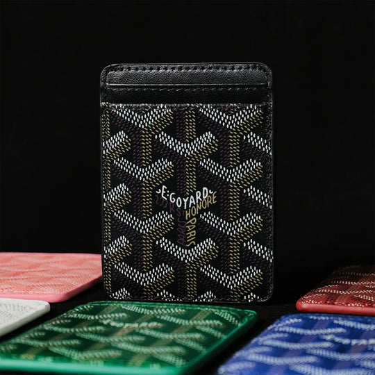 Chevron Magnetic Card Holder product image 5 | Easy-Cases