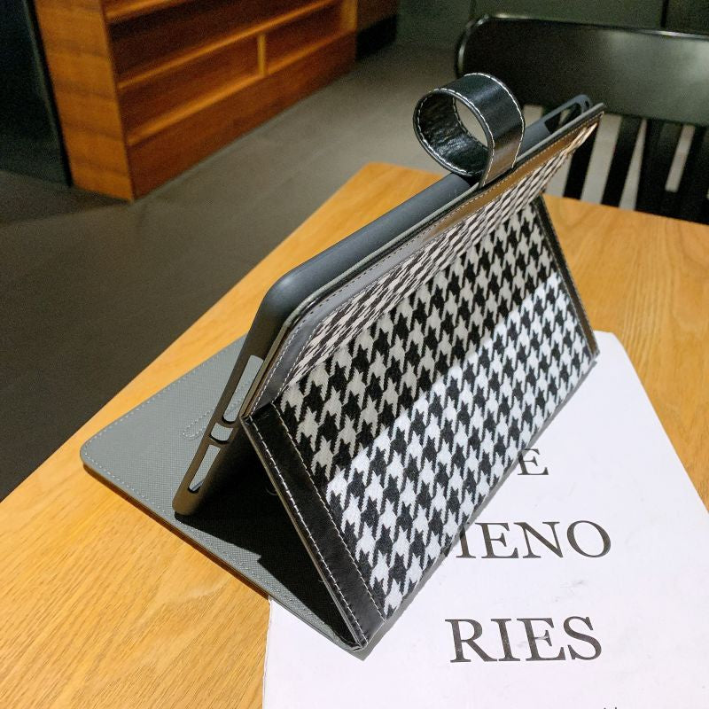 Houndstooth Buckle Smart iPad Case product image 4