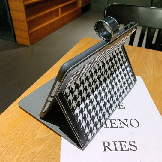 Houndstooth Buckle Smart iPad Case product image 4