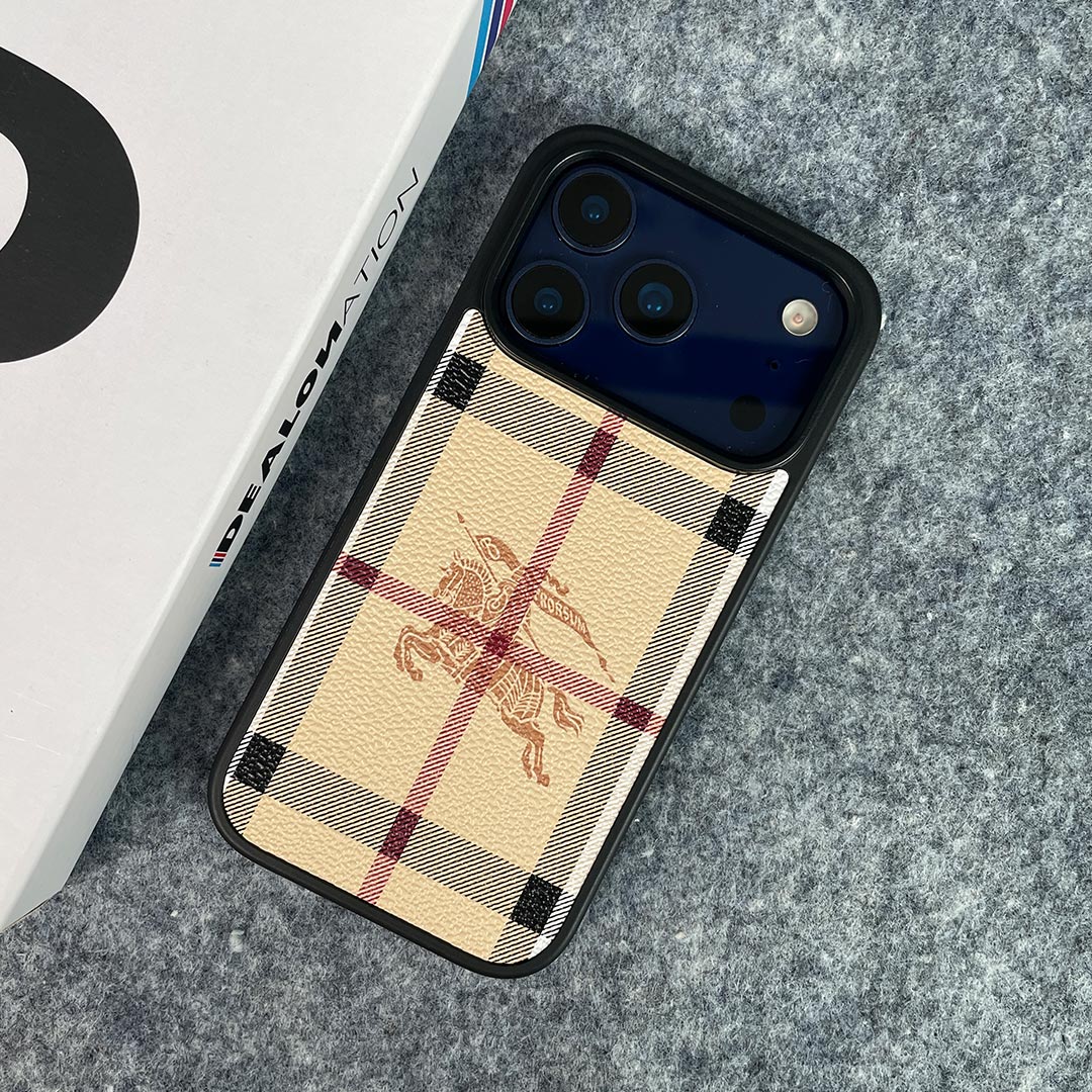 Check Pattern iPhone Case - product image 3 | Easy-Cases