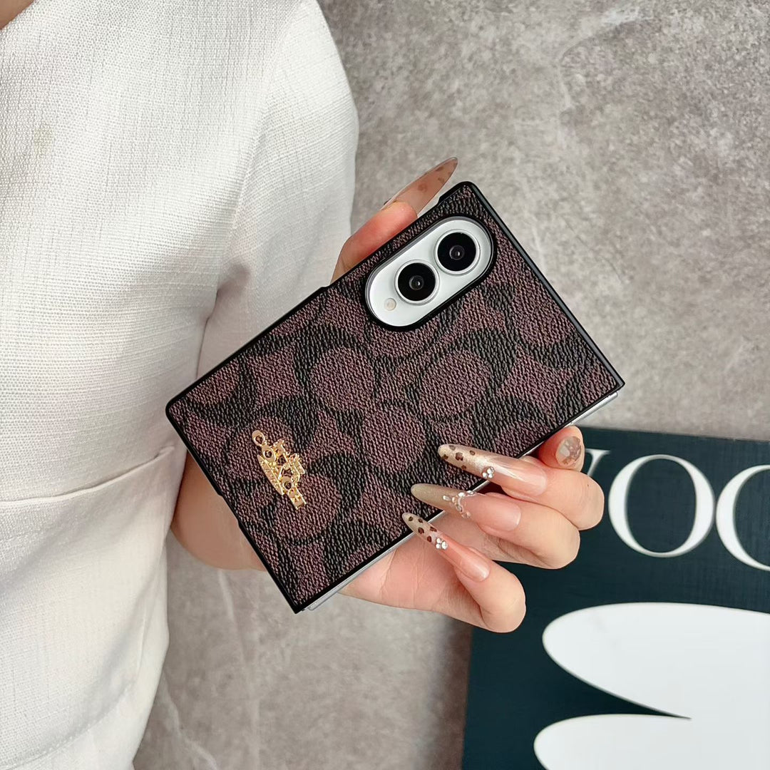 Signature Pattern Z Fold Case product image 4 | Easy-Cases