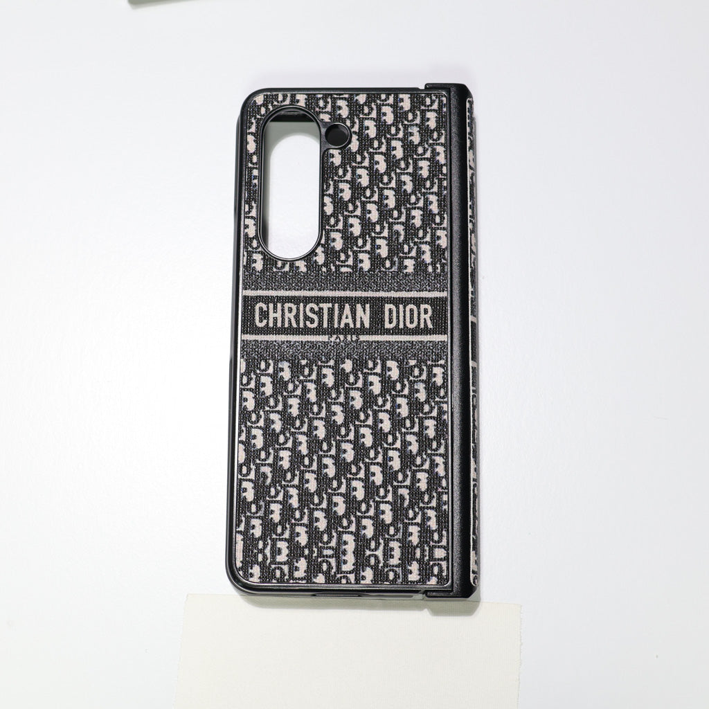 Oblique Slim Z Fold Case