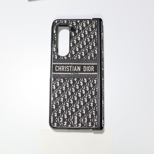 Oblique Slim Z Fold Case