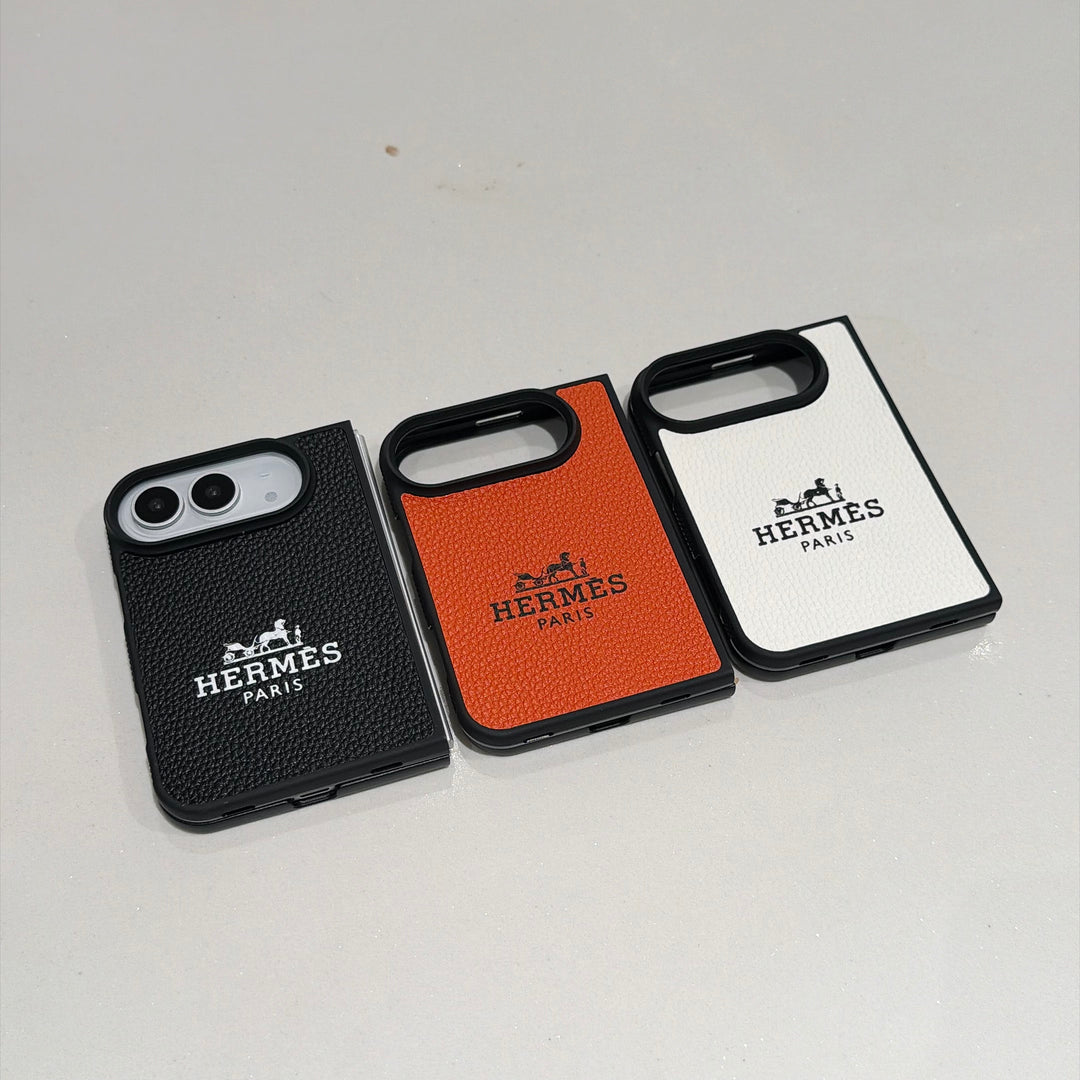 Equestrian Emblem iPhone Duo Case in Black | Easy-Cases