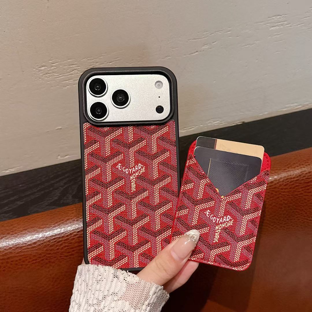 Chevron Magnetic Card Holder iPhone Case product image 3 | Easy-Cases