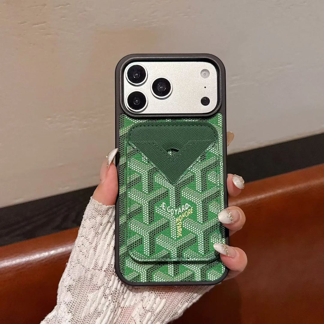 Chevron Magnetic Card Holder iPhone Case product image 6 | Easy-Cases
