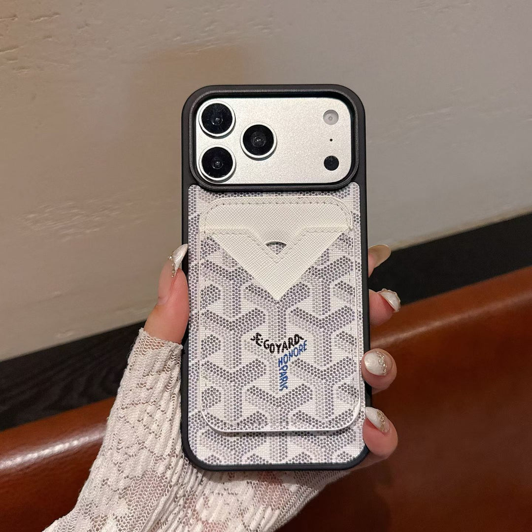 Chevron Magnetic Card Holder iPhone Case product image 9 | Easy-Cases