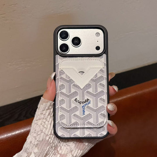 Chevron Magnetic Card Holder iPhone Case product image 9 | Easy-Cases