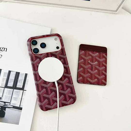 Wine Chevron Magnetic Card Holder Case product image 2 | Easy-Cases