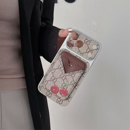 Magnetic Monogram Card Holder iPhone Case product image 5 | Easy-Cases