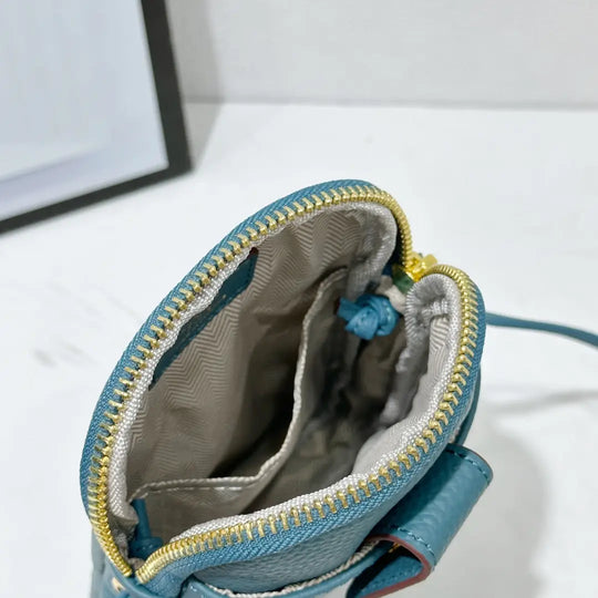 Small Equestrian Crossbody Phone Bag product image 3 | Easy-Cases