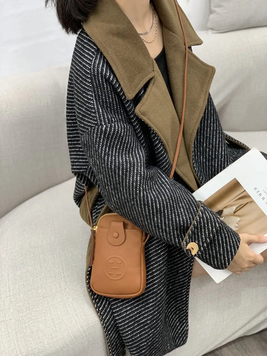 Small Equestrian Crossbody Phone Bag product image 8 | Easy-Cases