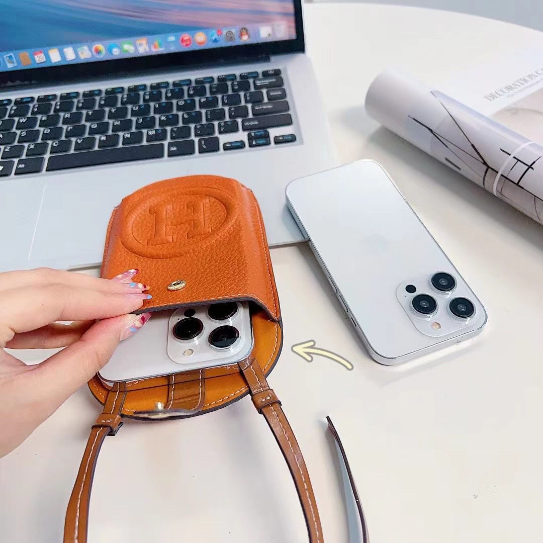 Universal Structured Crossbody Phone Bag product image 10 | Easy-Cases