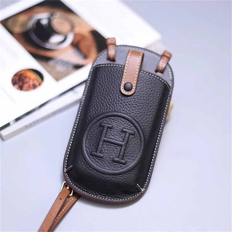 Universal Structured Crossbody Phone Bag product image 4 | Easy-Cases