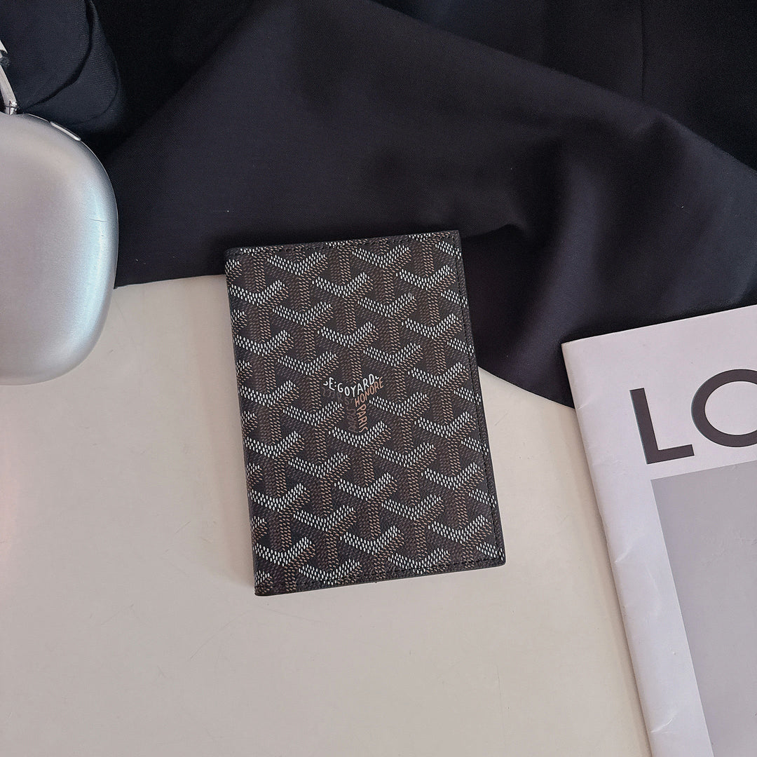 Luxury Geometric Pattern Passport Holder