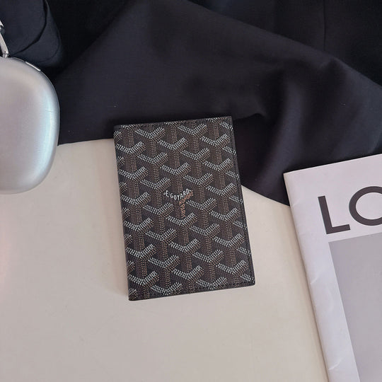 Luxury Geometric Pattern Passport Holder