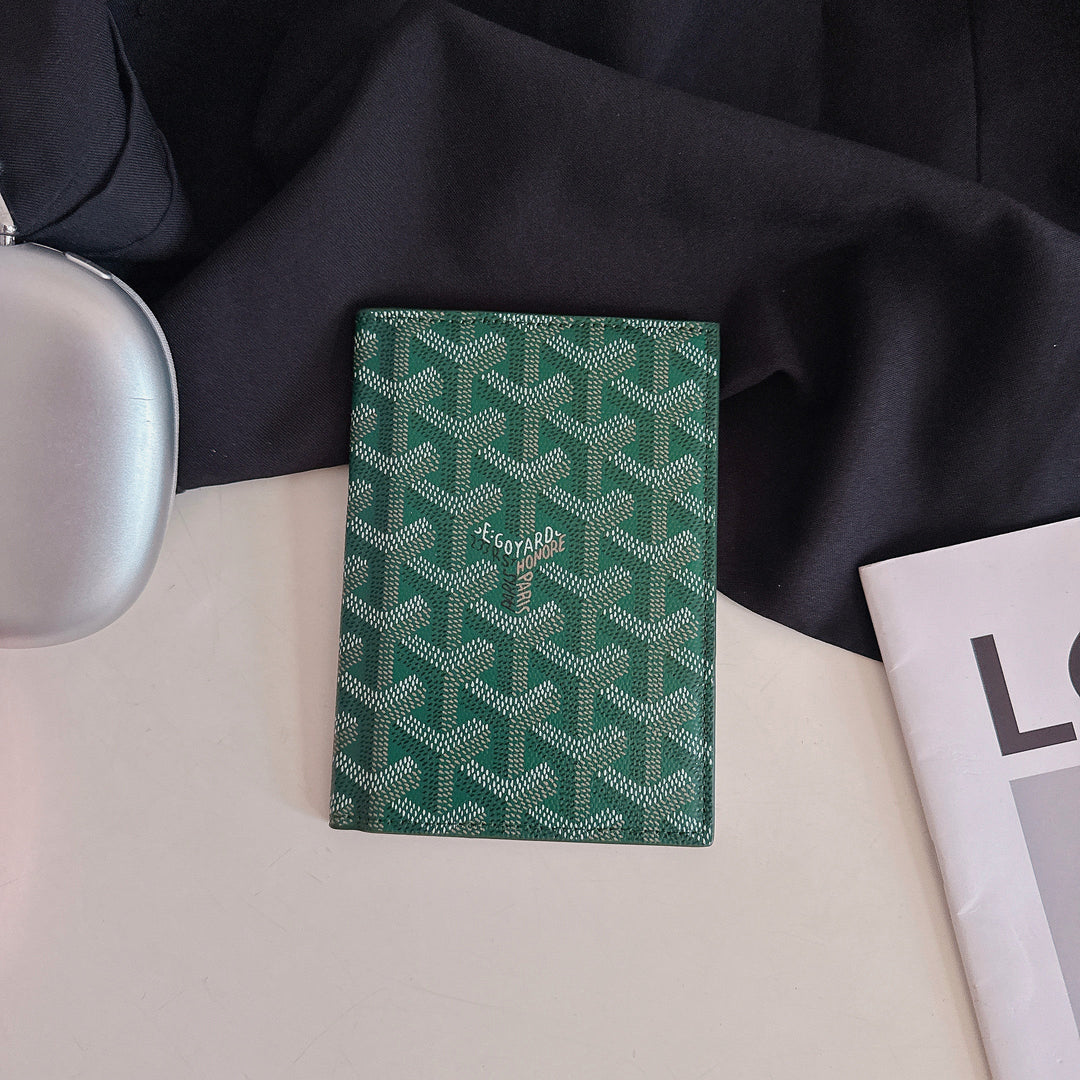 Luxury Geometric Pattern Passport Holder