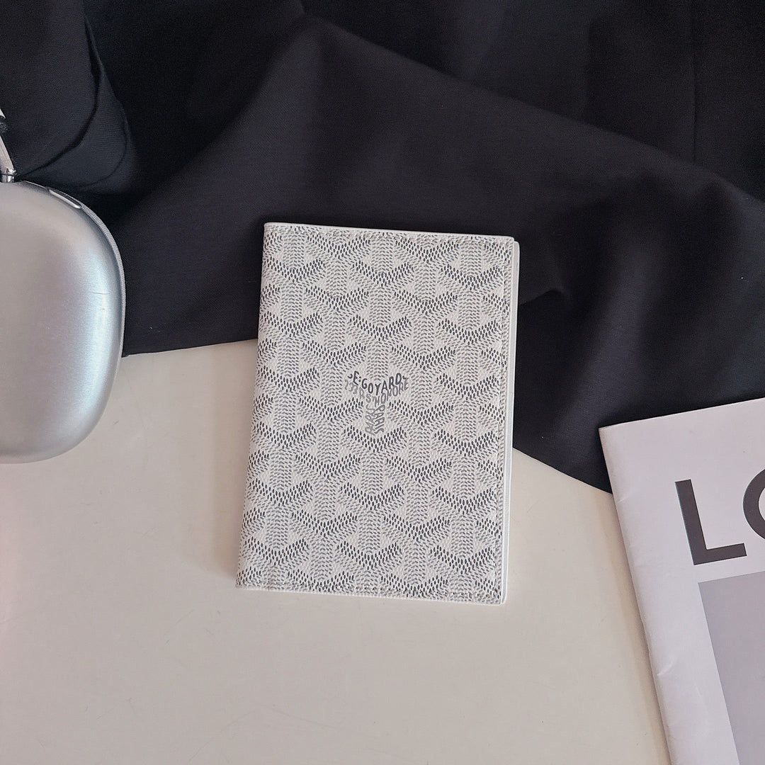 Luxury Geometric Pattern Passport Holder