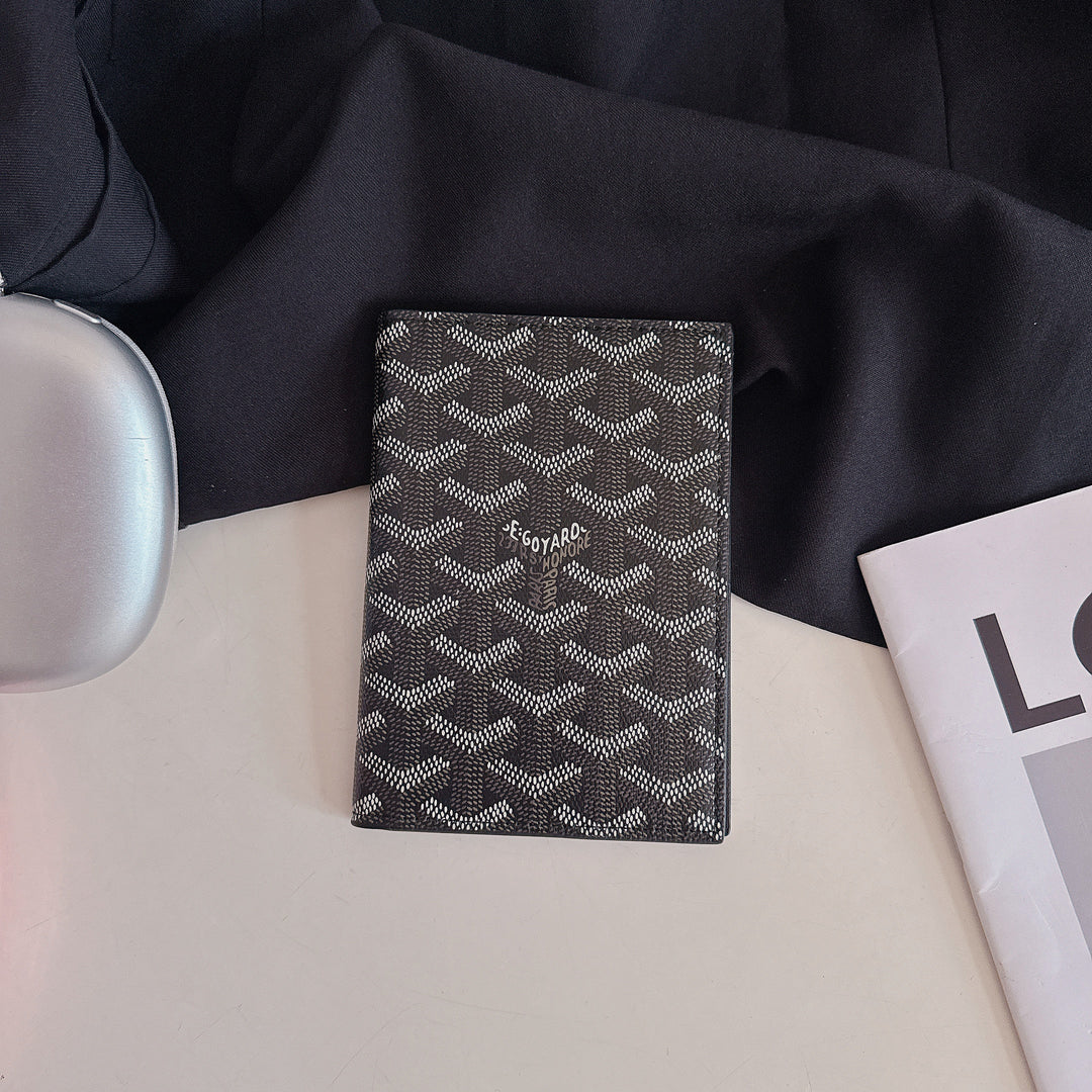 Luxury Geometric Pattern Passport Holder
