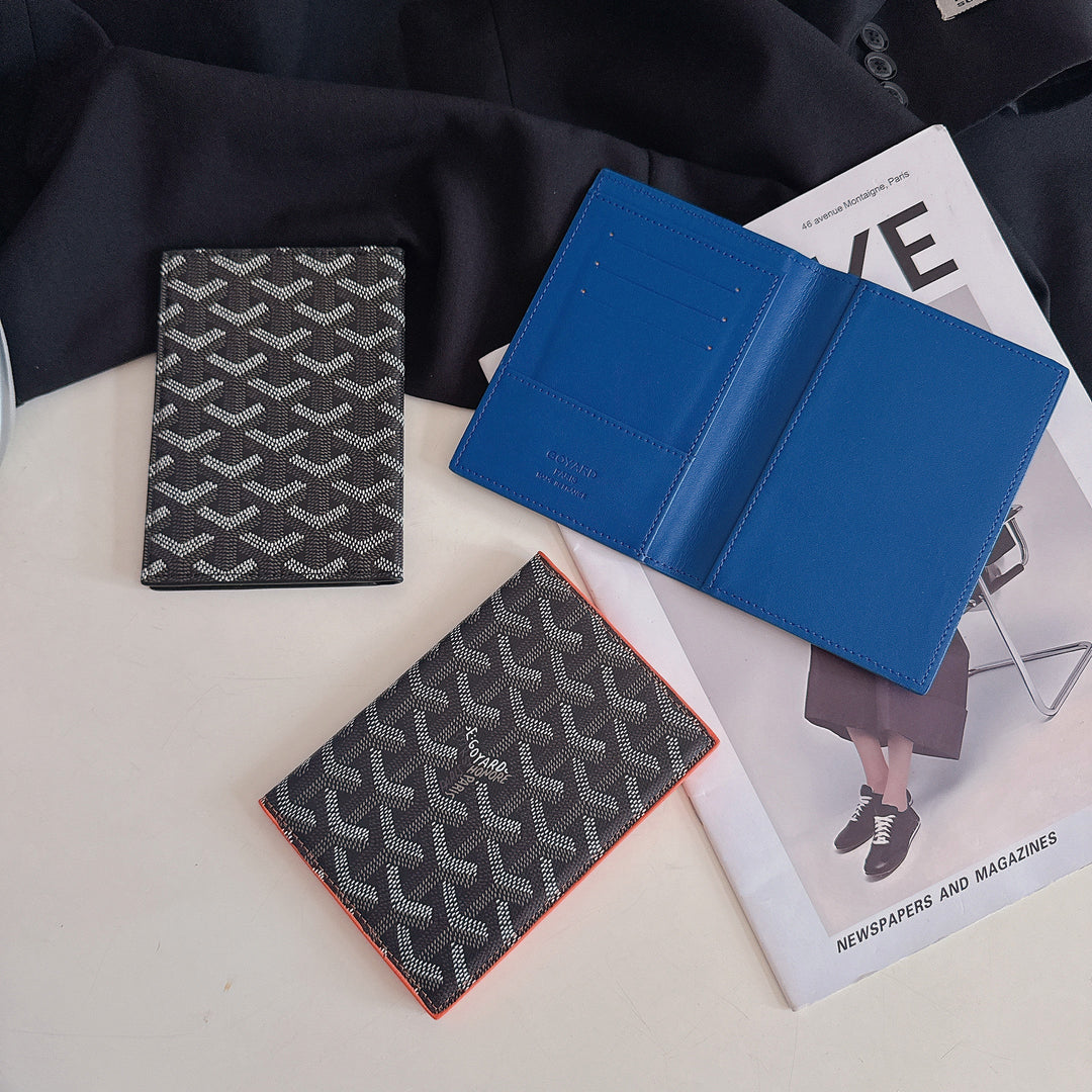 Luxury Geometric Pattern Passport Holder