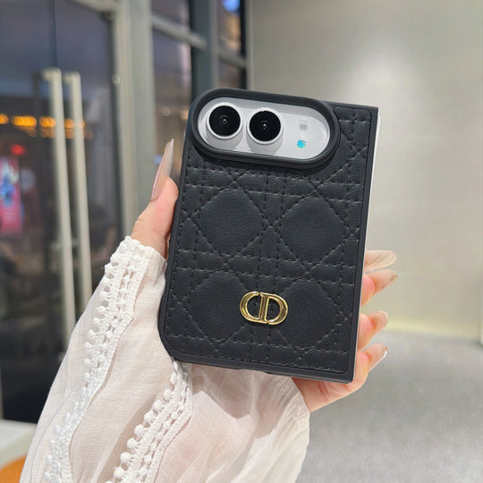 Quilted Lattice iPhone Duo Case product image 4 | Easy-Cases