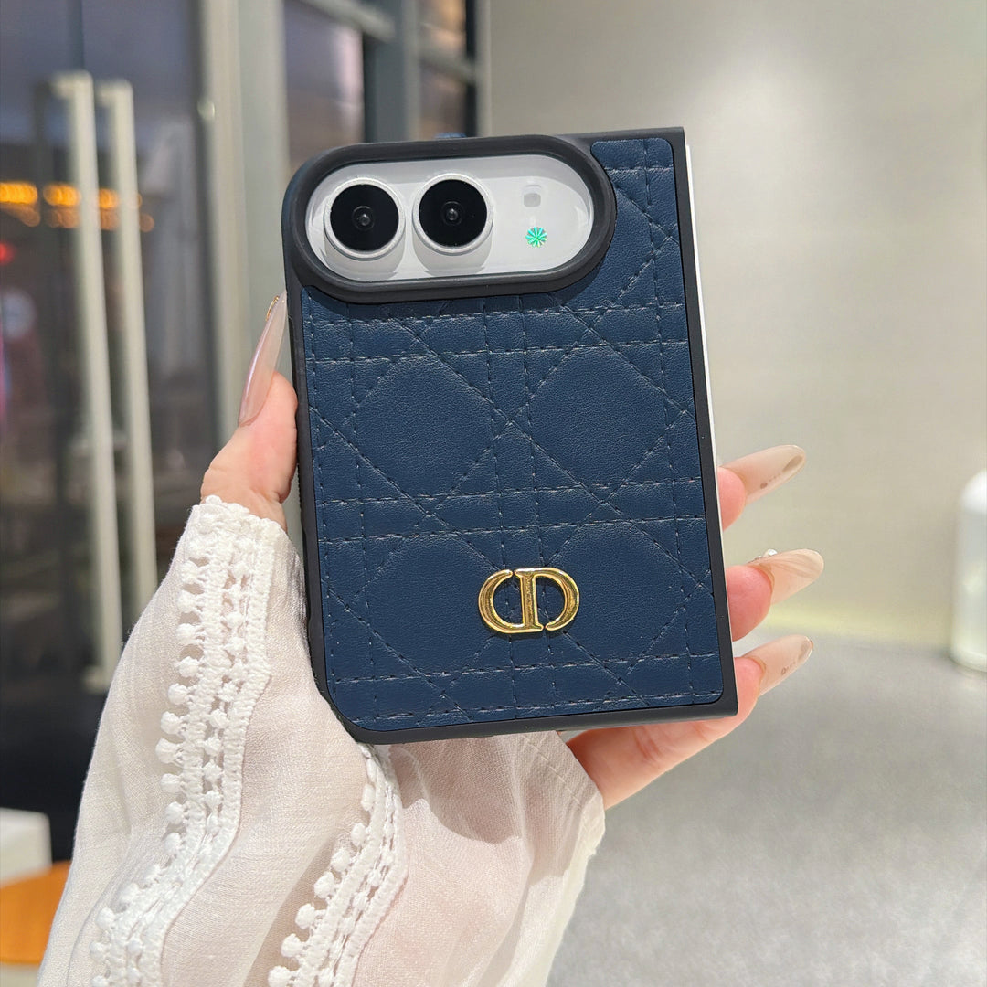 Quilted Lattice iPhone Duo Case product image 7 | Easy-Cases