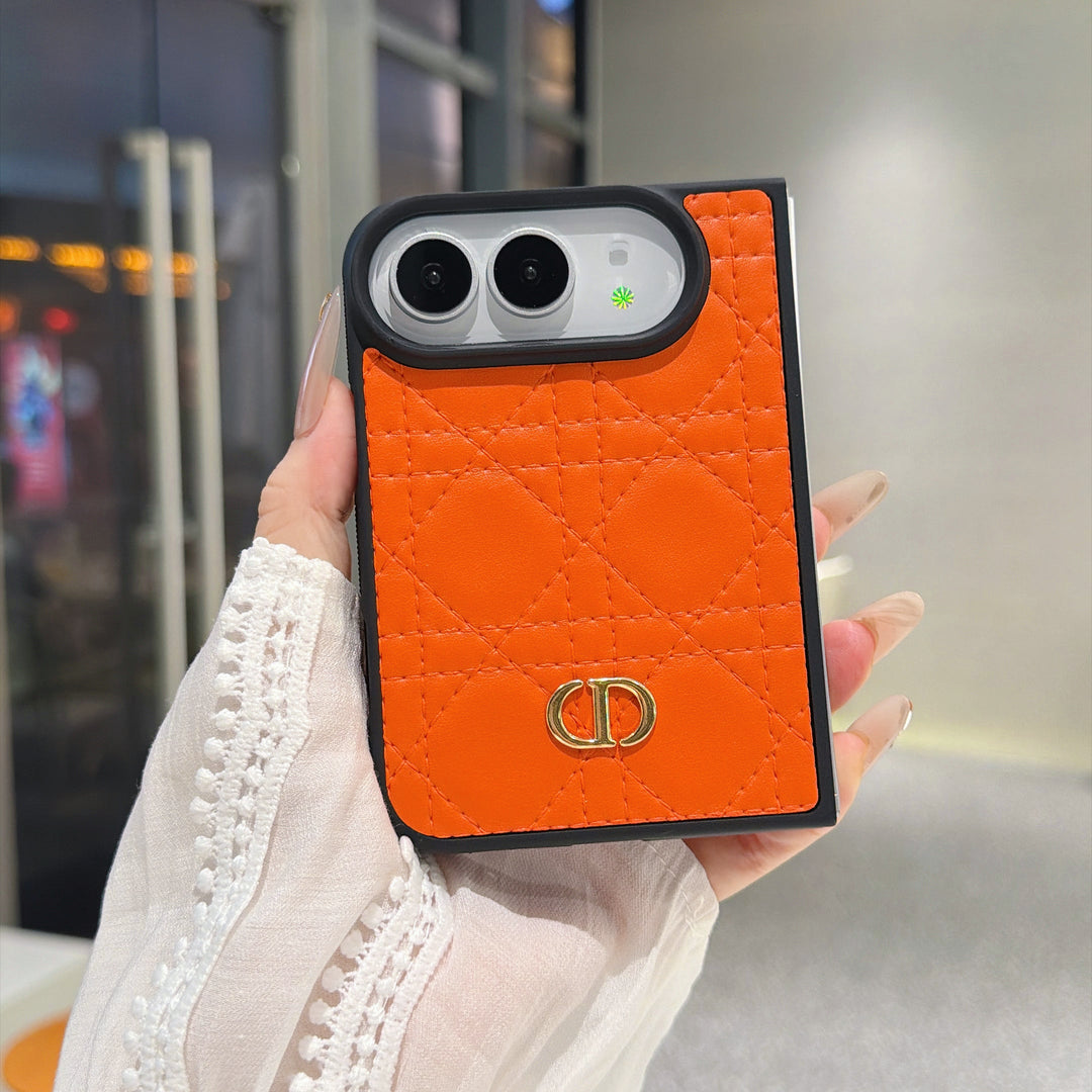 Quilted Lattice iPhone Duo Case product image 9 | Easy-Cases