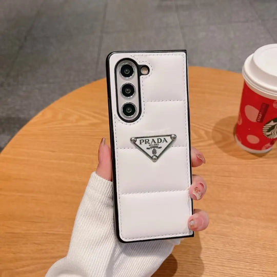 Puffer Z Fold Case product image 4 | Easy-Cases