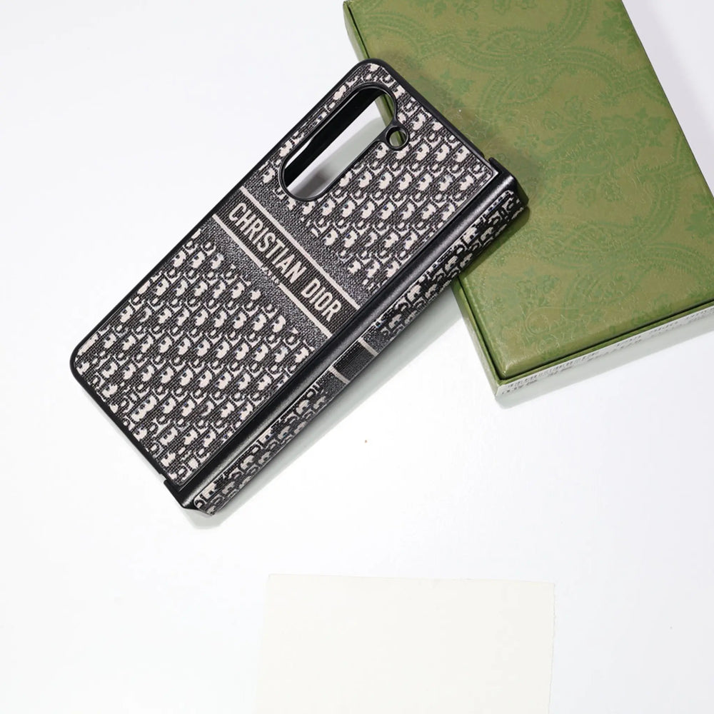 Oblique Slim Z Fold Case product image 2 | Easy-Cases