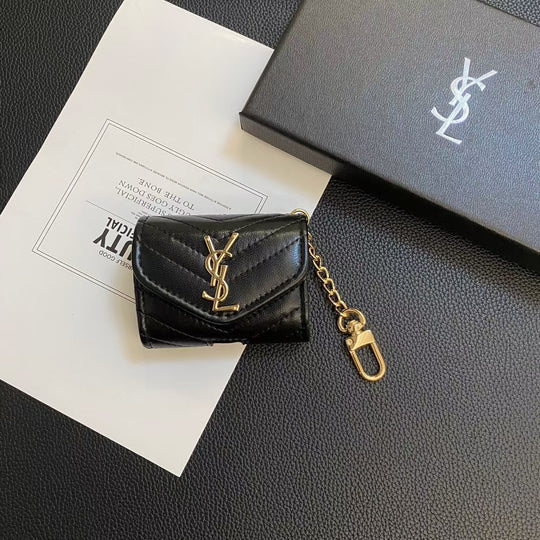 Luxury Quilted AirPods Case with Gold Chain
