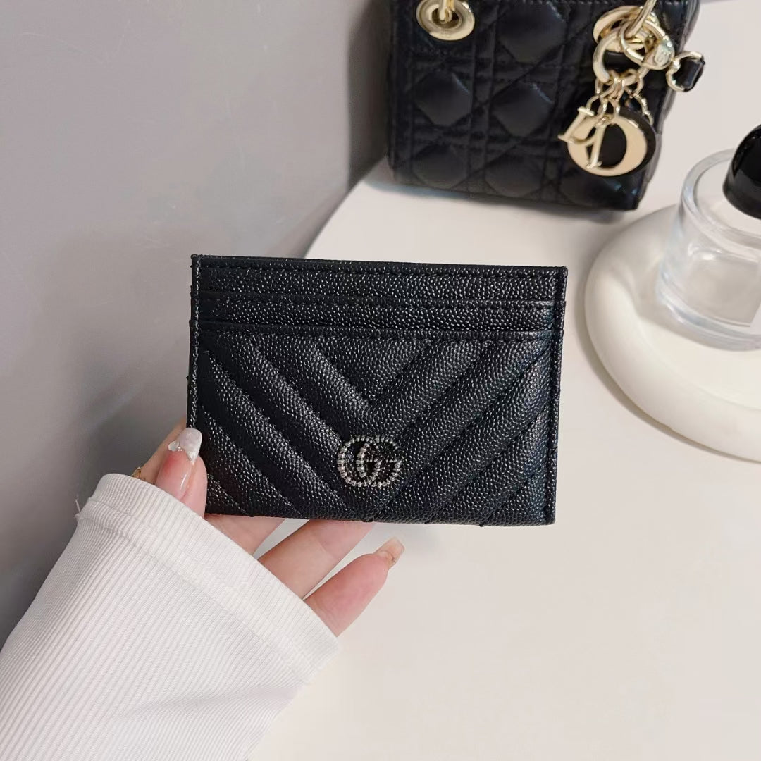 Premium leather texture of Classic GG Wallet