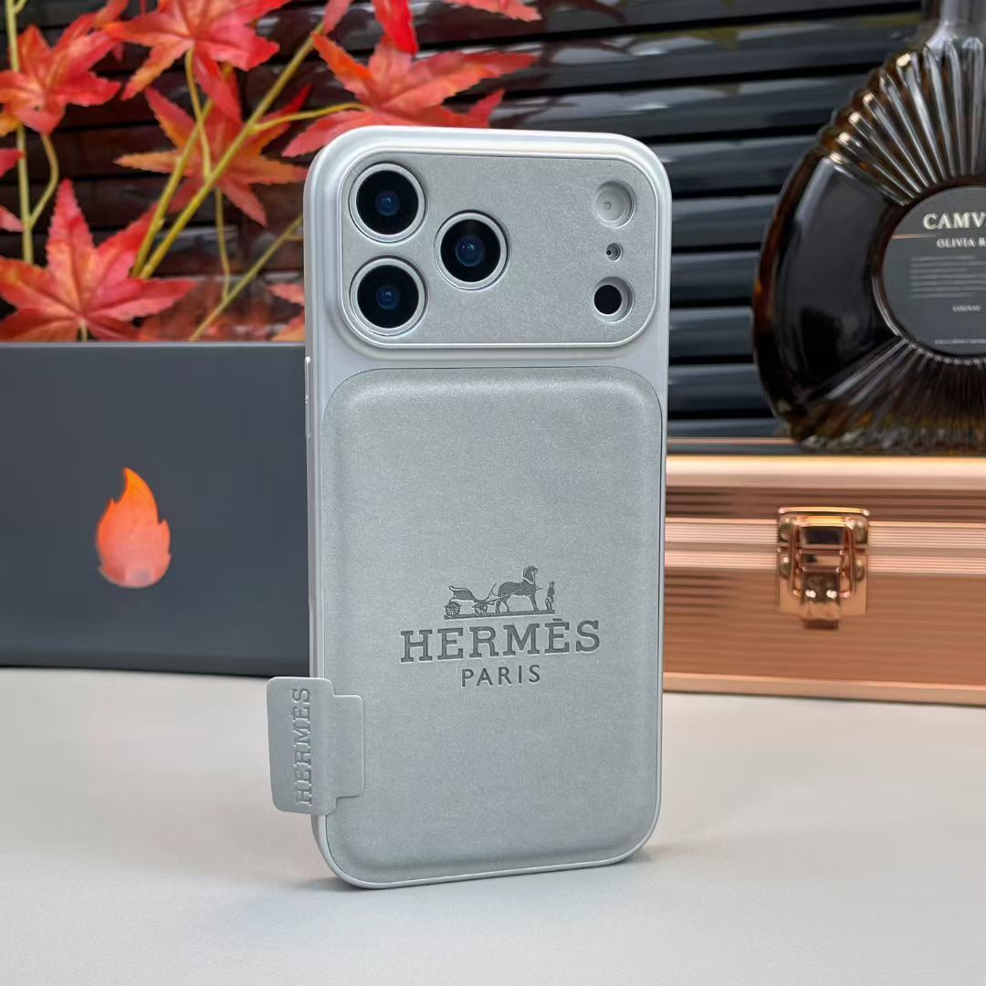 Luxury Horse Carriage Matte Phone Case