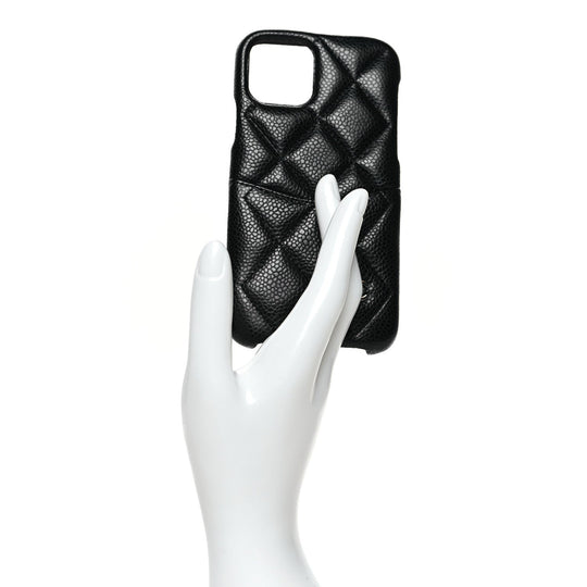 Black Quilted iPhone Case - product image 2 | Easy-Cases