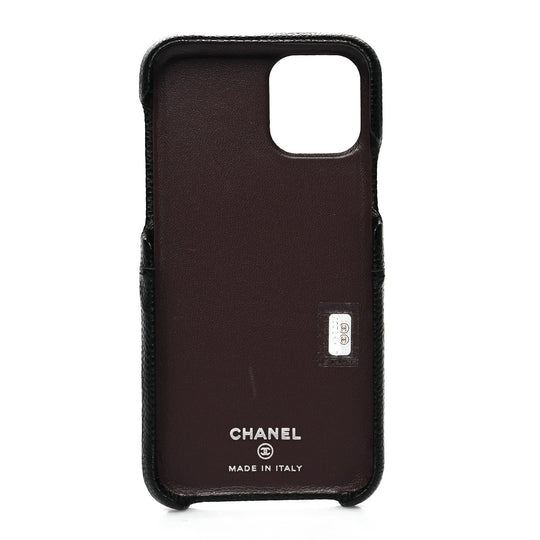 Black Quilted iPhone Case - product image 3 | Easy-Cases