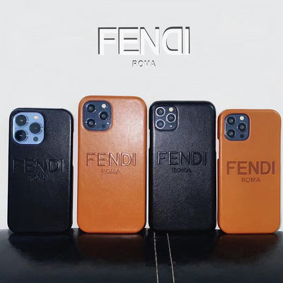 Fendi vintage iPhone case in brown leather